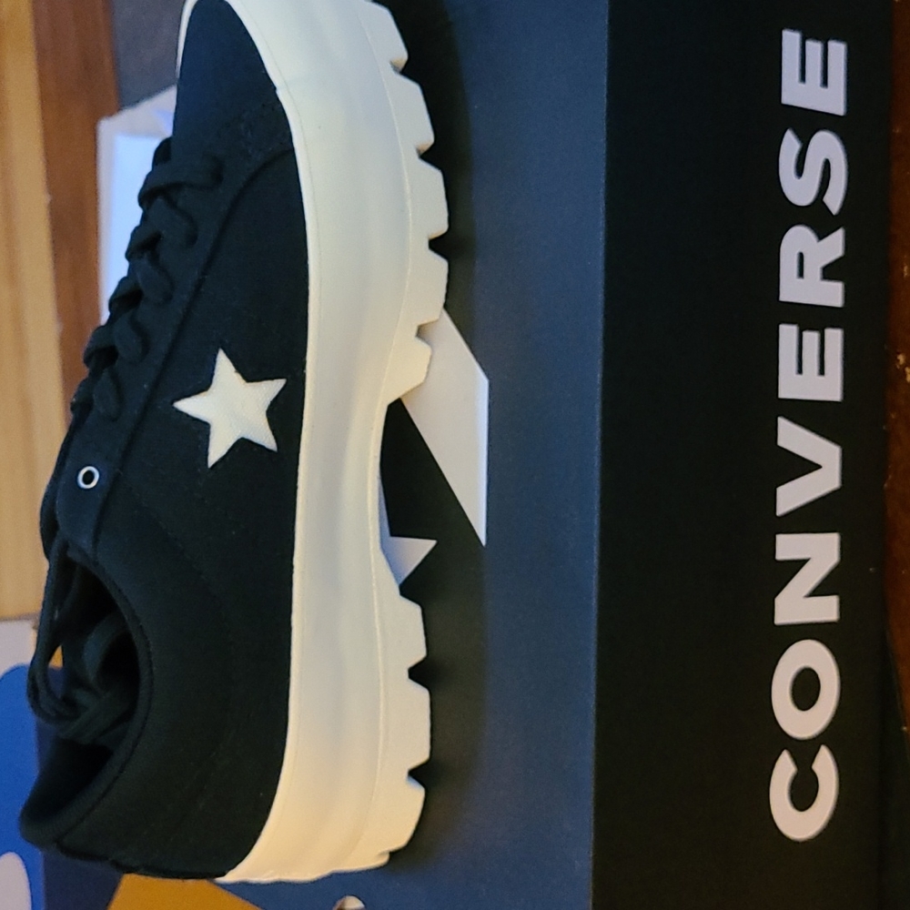 Converse Lugged Platform Sneaker, 7.5